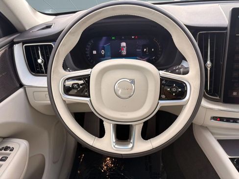 New 2026 Volvo XC60 B5 Ultra w/ Climate Package AWD/4WD image 17