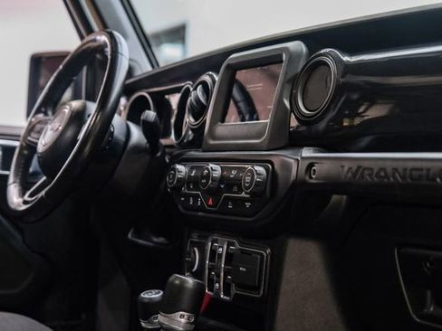 Used 2021 Jeep Wrangler Unlimited Sport AWD/4WD image 50