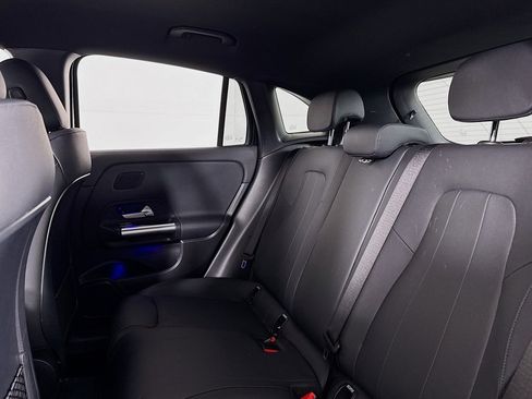 Certified 2025 Mercedes-Benz GLA 250 image 8