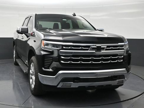 Used 2023 Chevrolet Silverado 1500 LTZ AWD/4WD image 7
