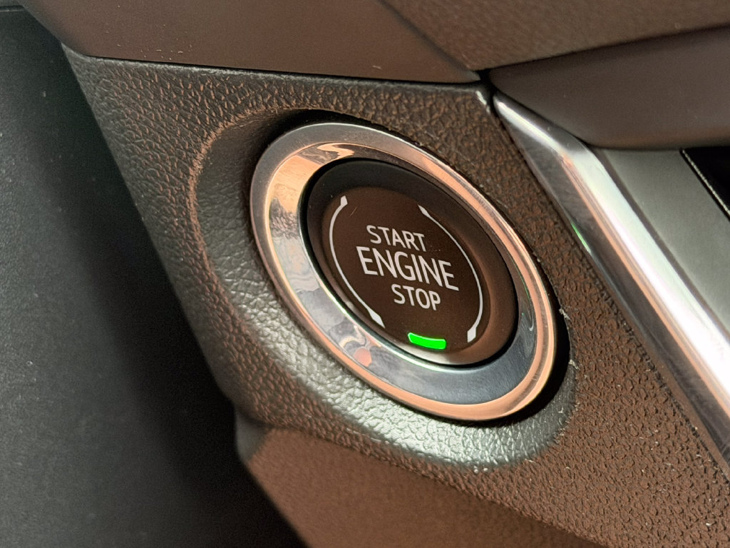 Certified 2024 Buick Encore GX Sport Touring FWD image 39