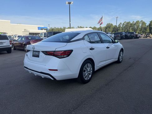Used 2024 Nissan Sentra S FWD image 6