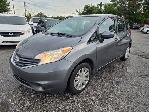 Used 2016 Nissan Versa Note SV FWD image 3