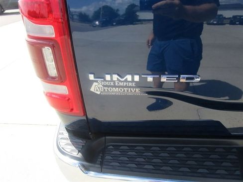 Used 2022 RAM 2500 Limited image 13