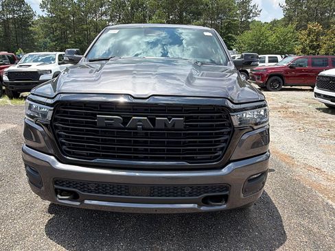 New 2026 RAM 1500 Laramie AWD/4WD image 3