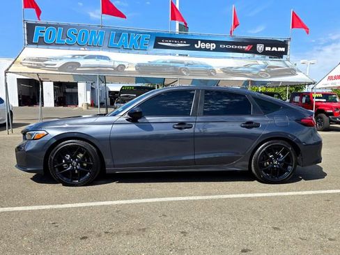 Used 2025 Honda Civic Sport image 8