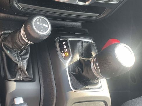 Used 2024 Jeep Wrangler Unlimited Sport AWD/4WD image 21