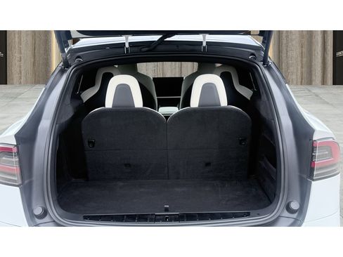 Used 2023 Tesla Model X AWD/4WD image 14