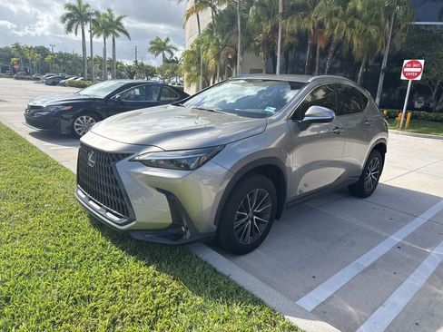 Used 2023 Lexus NX 250 FWD w/ Towing Package (2000 Lbs) image 3
