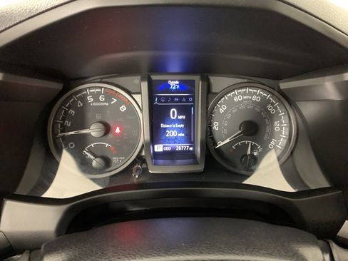 Used 2021 Toyota Tacoma TRD Sport w/ TRD Premium Sport Package image 19