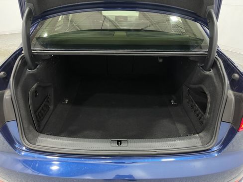 Used 2018 Audi A4 2.0T Ultra Premium Plus w/ Premium Plus Package image 27