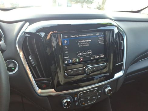 Certified 2023 Chevrolet Traverse LT w/ LPO, Floor Liner Package image 21