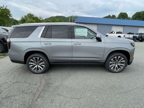New 2026 Chevrolet Tahoe High Country AWD/4WD image 8