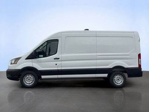 New 2026 Ford Transit 250 148 Medium Roof RWD image 3