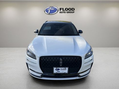 New 2026 Lincoln Corsair Premiere image 2