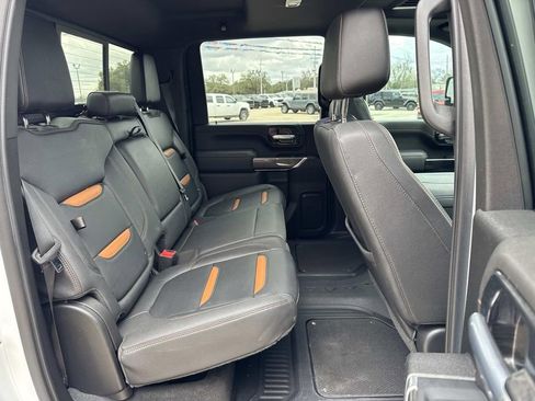 Used 2023 GMC Sierra 2500 AT4 w/ AT4 Preferred Package image 18