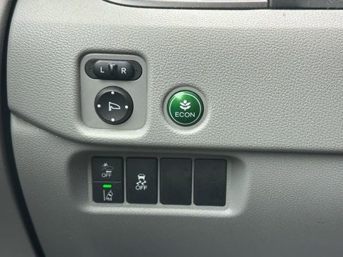 Used 2021 Honda Pilot EX image 17