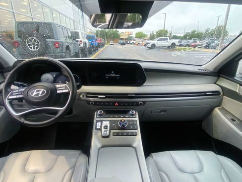 Used 2023 Hyundai Palisade SEL AWD/4WD image 17