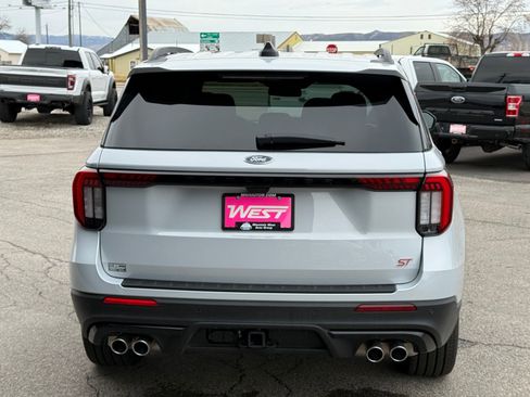 New 2026 Ford Explorer ST w/ Sun And Sound Package image 9