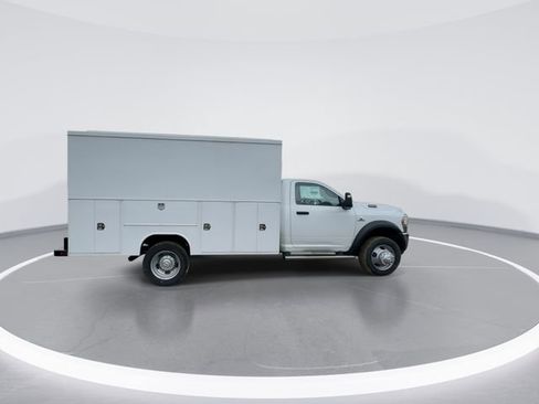 New 2024 RAM 4500 Tradesman AWD/4WD image 9