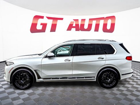 Used 2020 BMW X7 xDrive40i w/ Cold Weather Package image 4