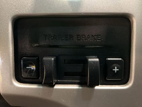 Used 2014 Ford F150 XLT w/ Equipment Group 302A Luxury image 18