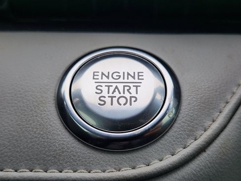 Used 2024 Lincoln Nautilus Premier image 24