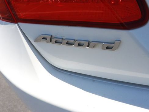 Used 2015 Honda Accord Sport image 7