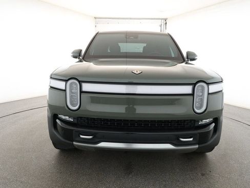 Used 2022 Rivian R1T Launch Edition image 2