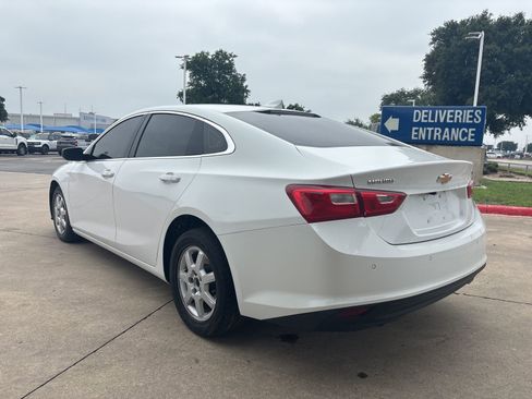 Used 2024 Chevrolet Malibu LT FWD image 5