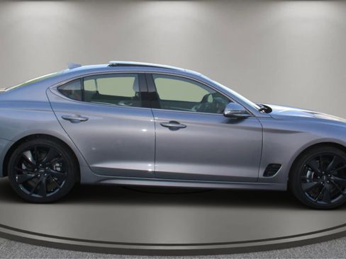 Used 2023 Genesis G70 2.0T w/ Sport Prestige Package image 4
