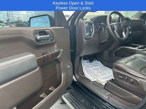 Used 2019 GMC Sierra 1500 Denali w/ Denali Ultimate Package image 18