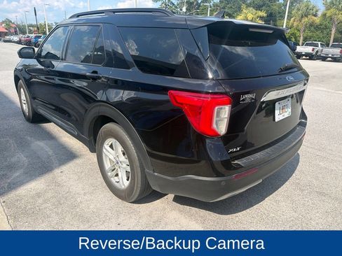 Used 2023 Ford Explorer XLT w/ Equipment Group 202A RWD image 4