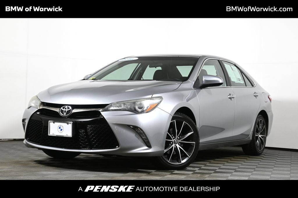 Used 2016 Toyota Camry XSE w/ Moonroof Package FWD image 1