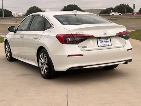 Used 2022 Honda Civic LX image 5