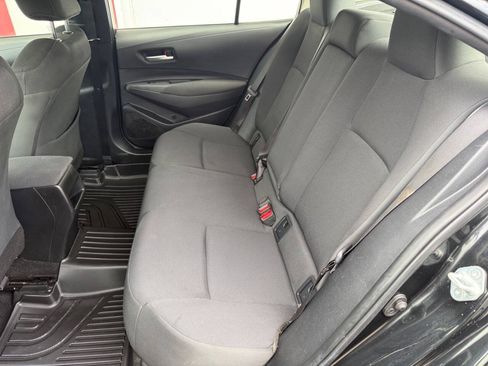 Used 2020 Toyota Corolla LE FWD image 12