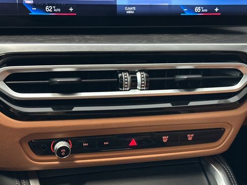 Certified 2022 BMW i4 eDrive40 w/ M Sport Package image 25