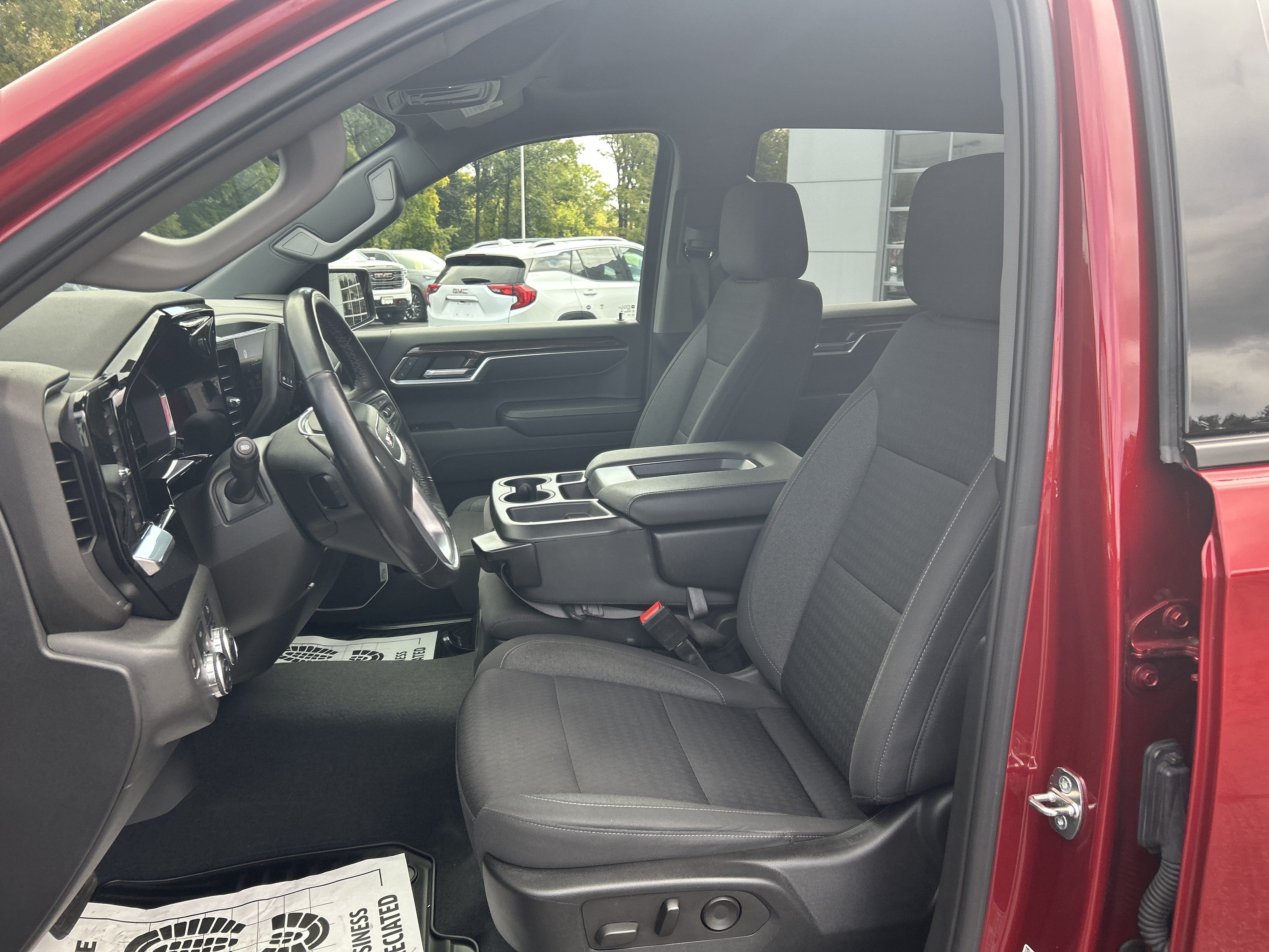 Used 2022 GMC Sierra 1500 Elevation AWD/4WD image 19