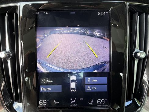 Used 2020 Volvo S60 T5 Momentum FWD image 25