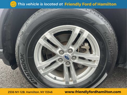 Used 2022 Ford Explorer XLT image 10