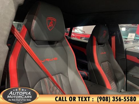 Used 2023 Lamborghini Urus S AWD/4WD image 17