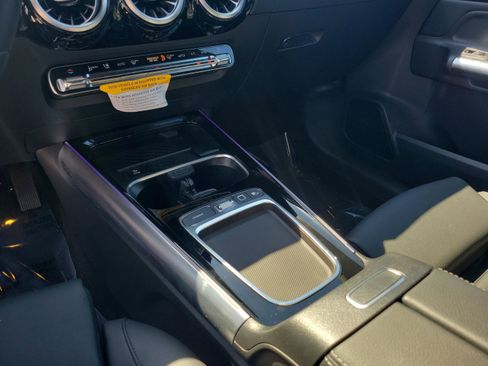 Certified 2025 Mercedes-Benz GLA 250 image 16