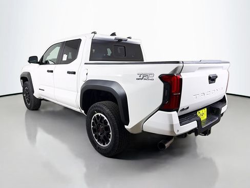New 2026 Toyota Tacoma TRD Off-Road AWD/4WD image 7