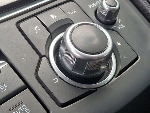 Used 2018 MAZDA CX-5 Touring w/ Preferred Equipment Package image 26