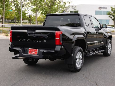 New 2026 Toyota Tacoma SR5 image 5