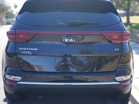Used 2020 Kia Sportage EX w/ Option Group 15 image 8