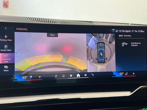 Certified 2024 BMW 530i w/ Premium Package image 14