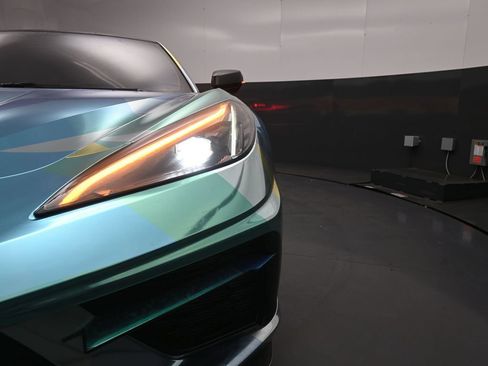 Used 2020 Chevrolet Corvette Stingray Preferred Cpe w/ 2LT Preferred Equipment Group RWD image 9
