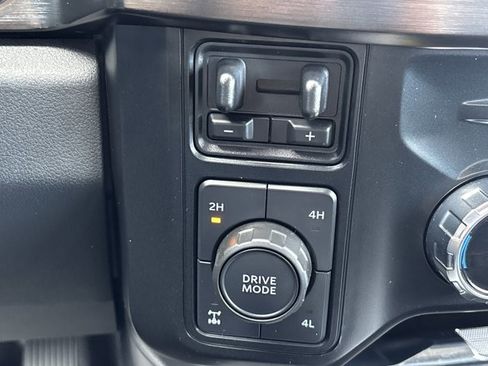 Used 2023 Ford F350 Lariat w/ Chrome Package image 37