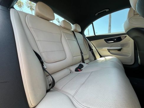 Used 2024 Mercedes-Benz C 300 Sedan image 17